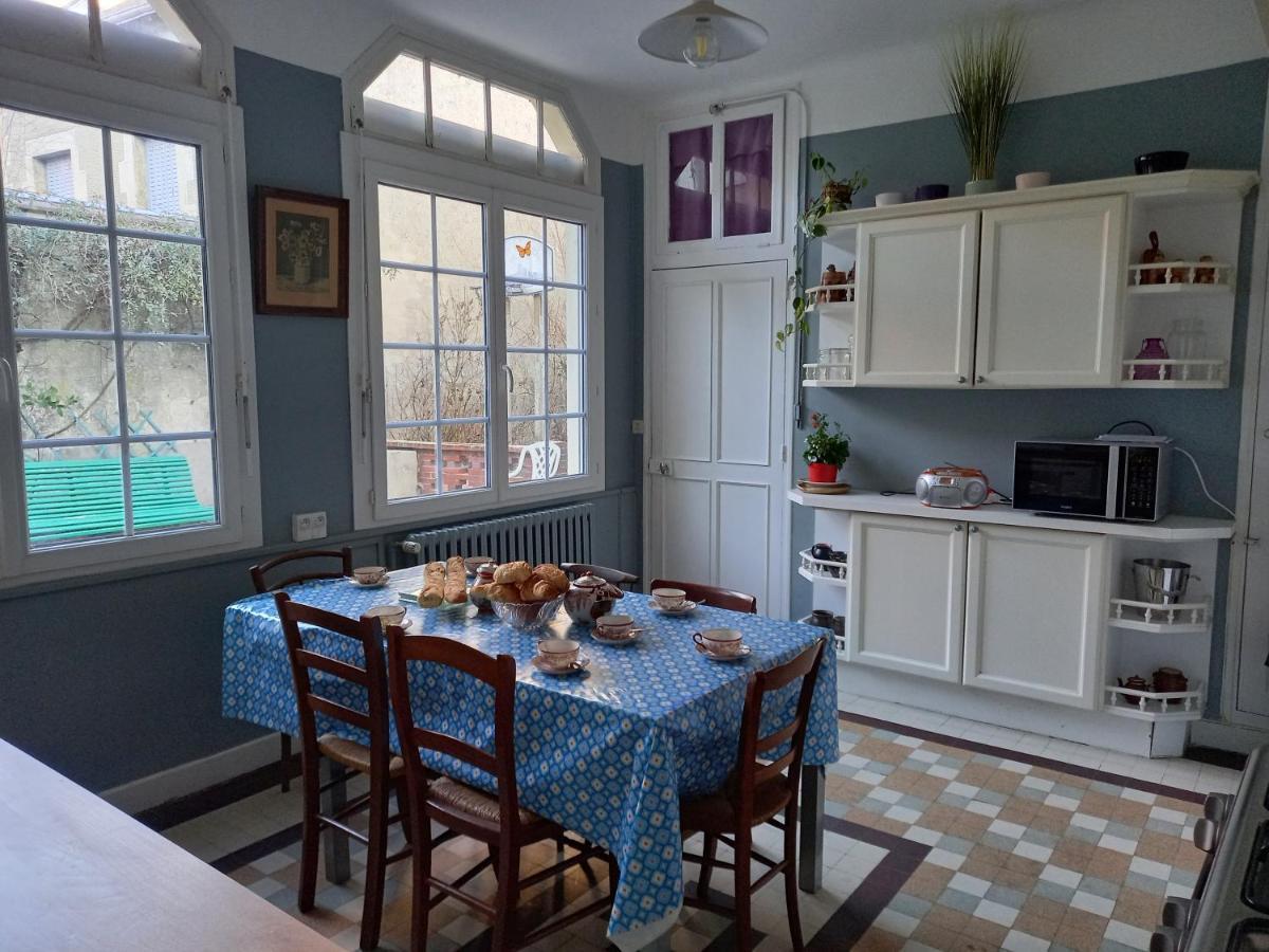 Maison Violette En Berry Aigurande Exteriér fotografie